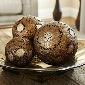 Household Essentials 3 Piece Metal Sunburst Decorative Ball Set HUU2810